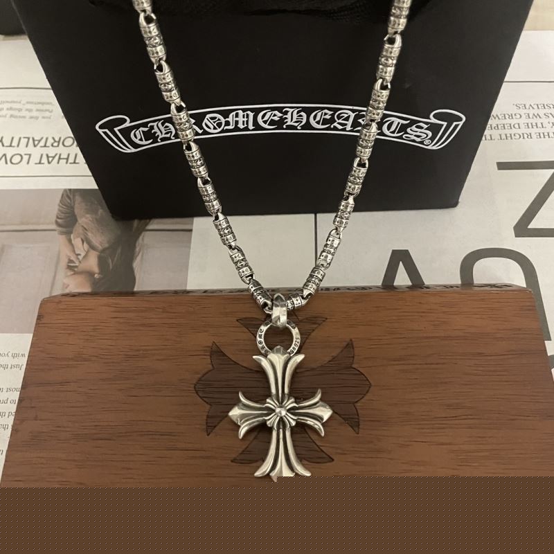 Ch**me He**ts necklaces